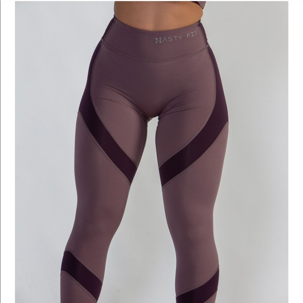 Nastyfit purple/ mauve contour leggings